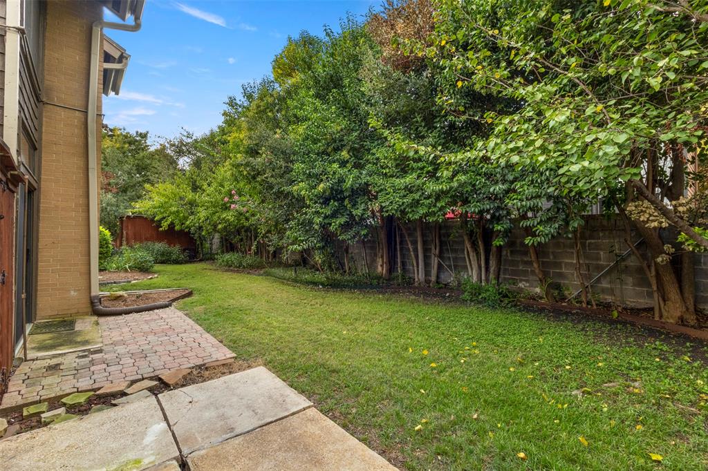 Preston Del Norte Villas Condos - Residential