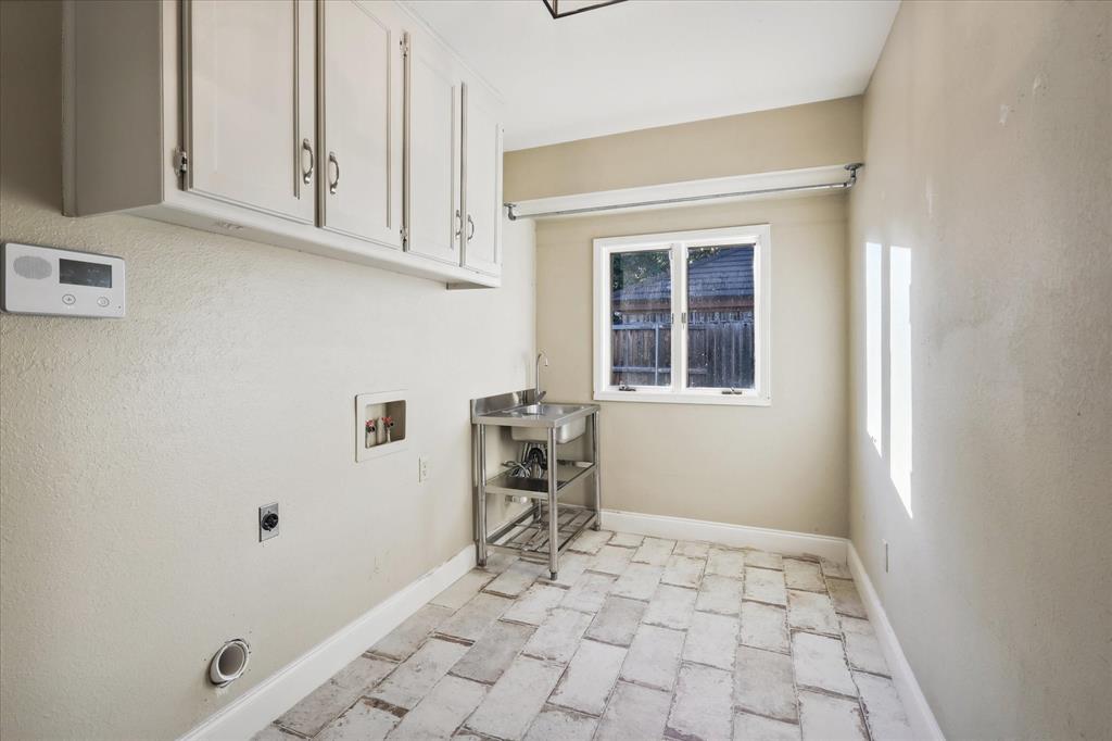 Trophy Club # 2 - Residential Lease