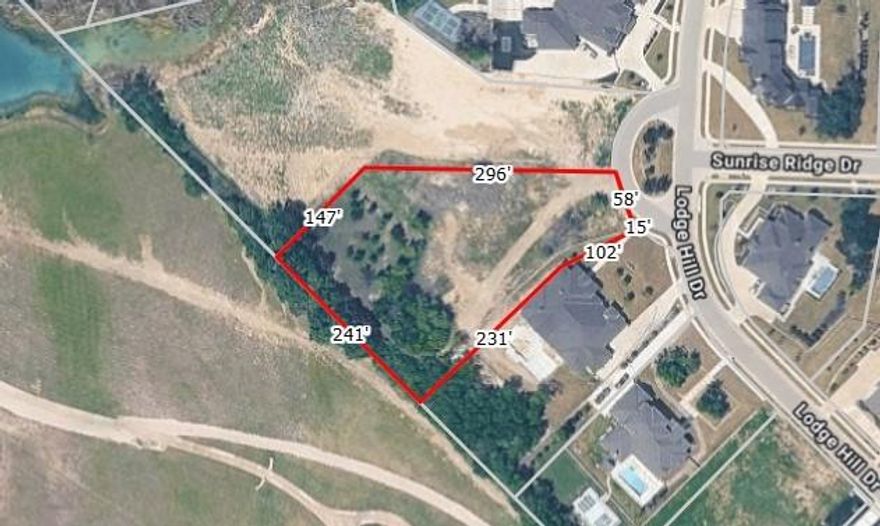 In a market where luxury custom home sites are getting snapped up rapidly and are very few and far between sits a beautuful 1.5 ACRE home site situated that just became available in Heaths most desired destination Ridge Lakes (Ph 1). Backs to MULTI-MILLION $$ 20+ACRE ESTATE. This home site is priced to sell compared to much smaller home sites that have sold for nearly as much.  Bring your own builder or let us line you up with one to get the process started...first things first...secure the lot! Contact agent for survey, restictions etc.  Propery could be replatted to become 1.8 Acres if desired at addtioanl cost.