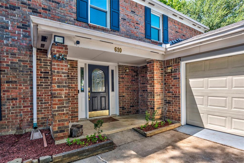 610 Valley Mills Drive