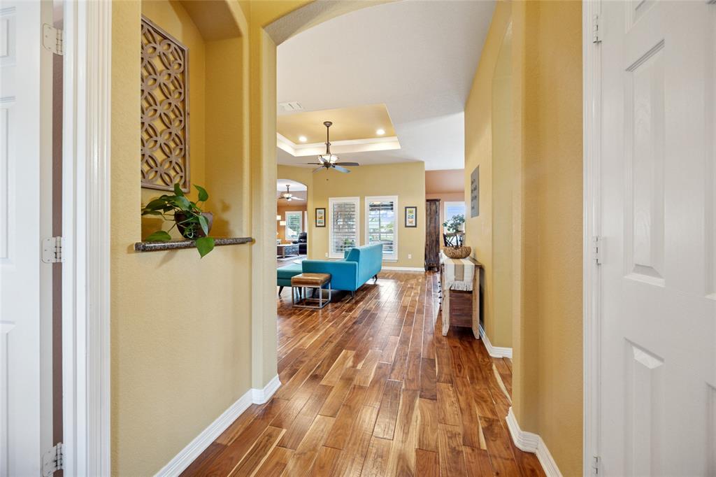 7870 Vista Ridge Drive