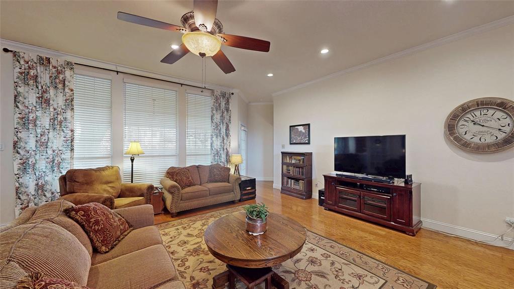 5321 Valleydale Drive