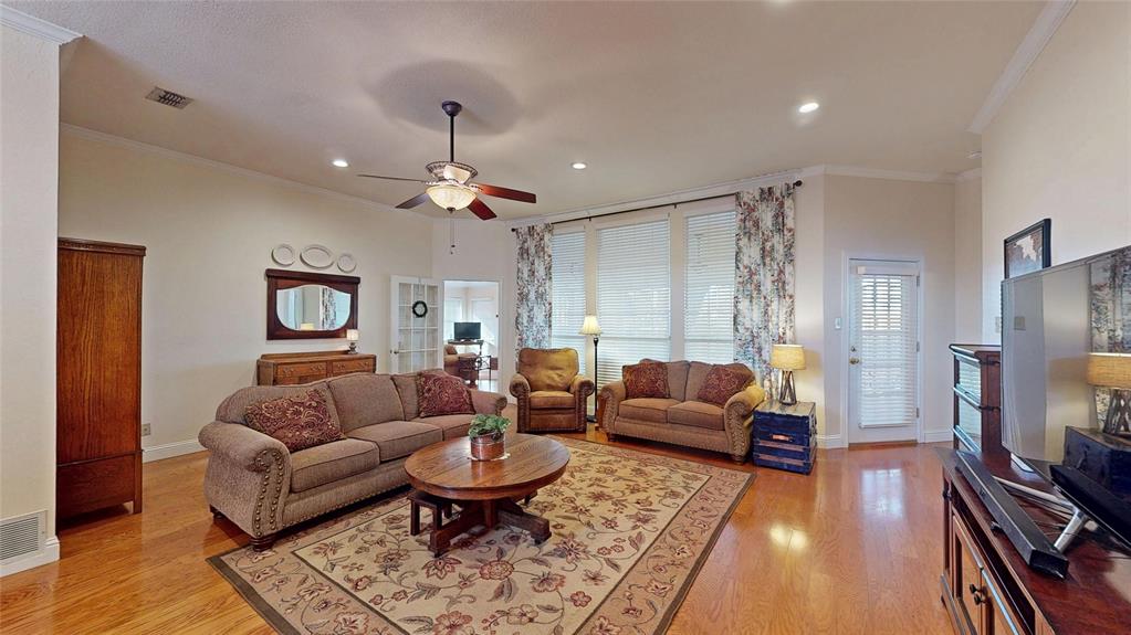 5321 Valleydale Drive