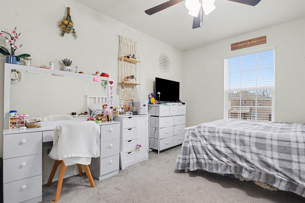 OAKBROOK - Residential