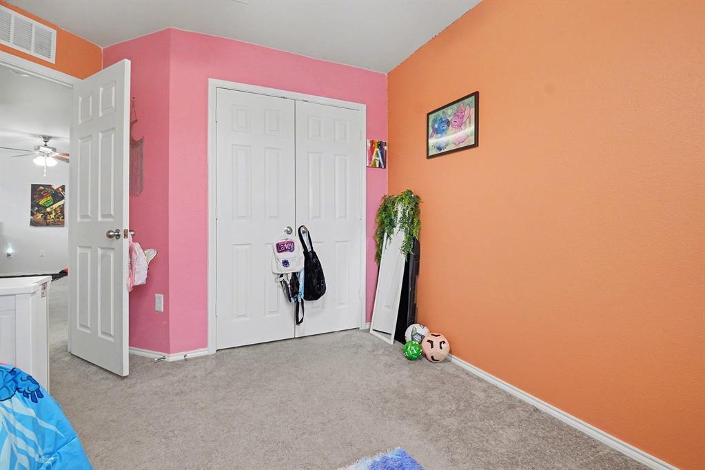 OAKBROOK - Residential