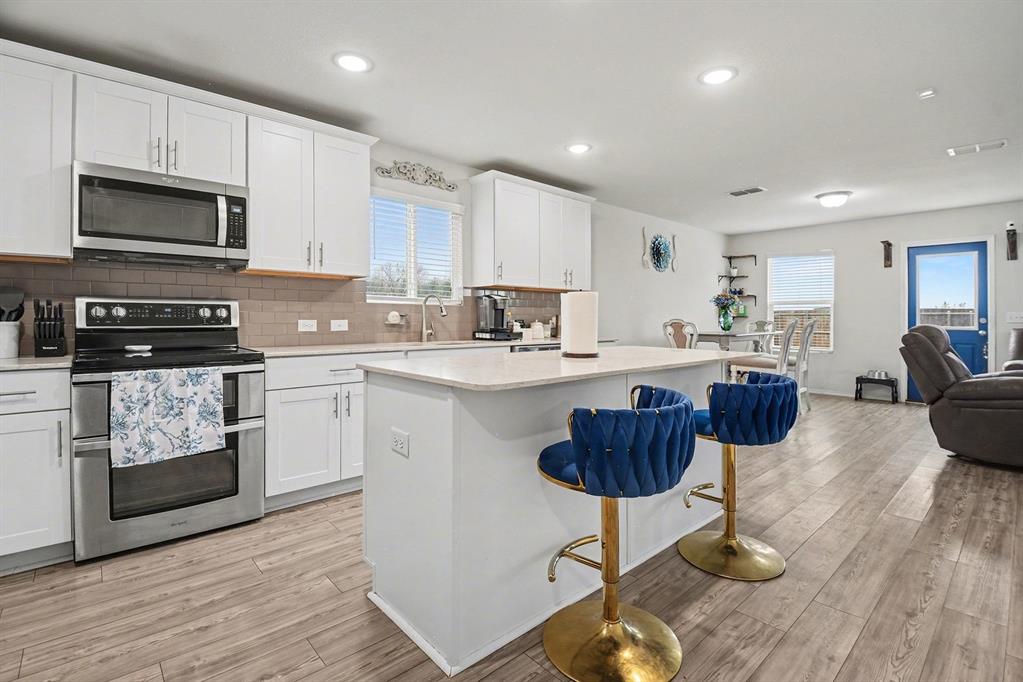 OAKBROOK - Residential