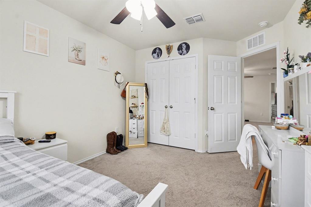 OAKBROOK - Residential