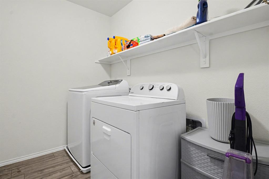 OAKBROOK - Residential