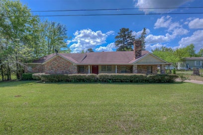 913 Pine Hill Road Shreveport LA 71107