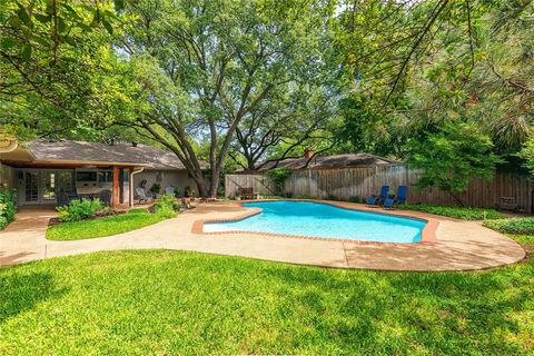 3212 Woodwind Lane Dallas TX 75229