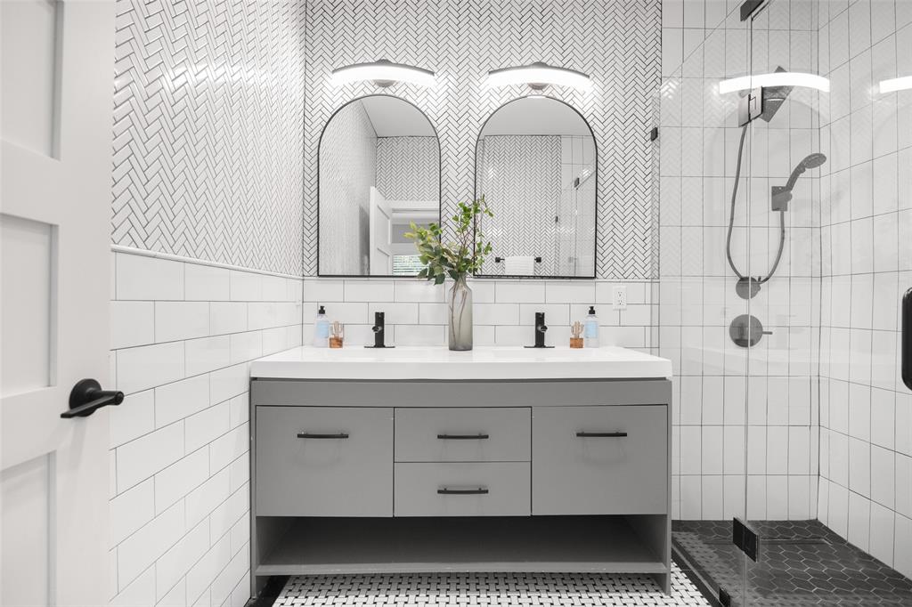 Miller & Stemmons - Residential