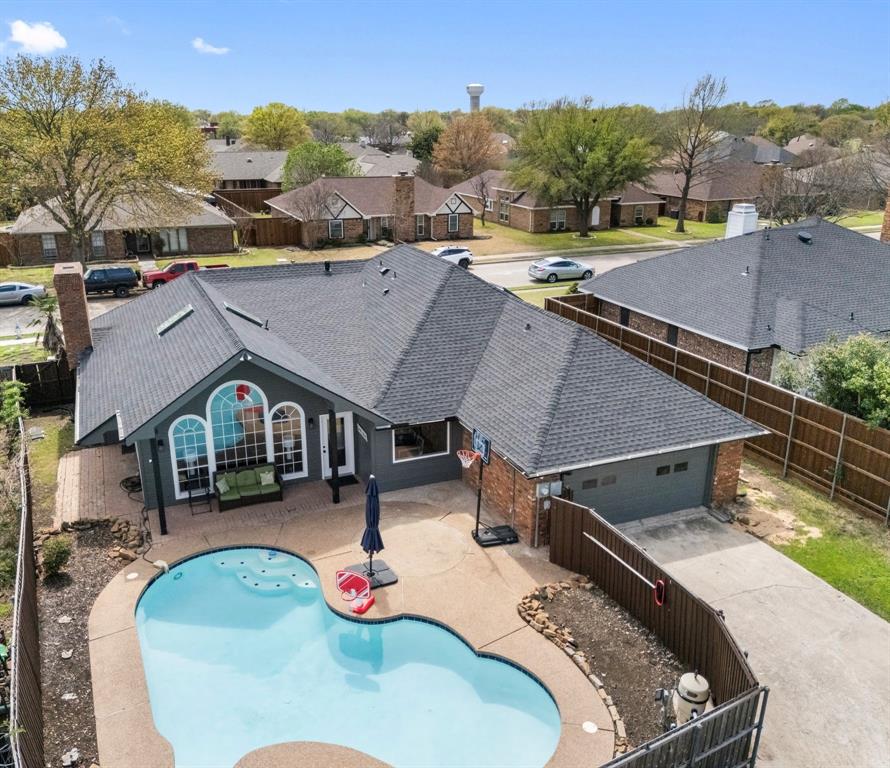 1207 Thoreau Lane