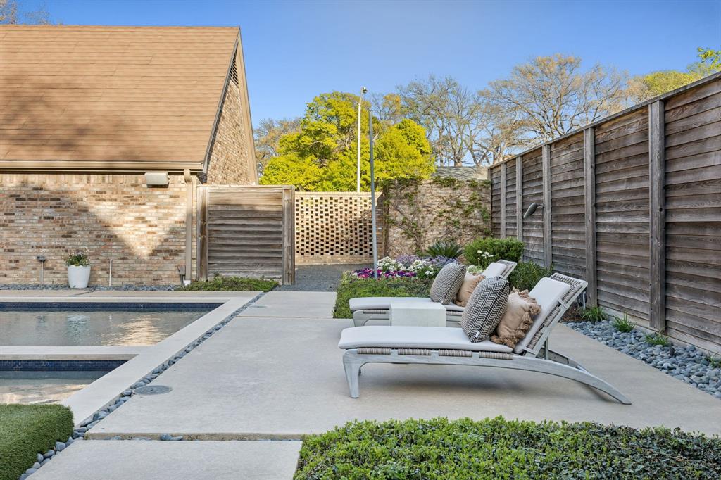 Forest Place - Residential