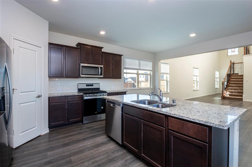 Weston Ridge Ph I - Residential Lease