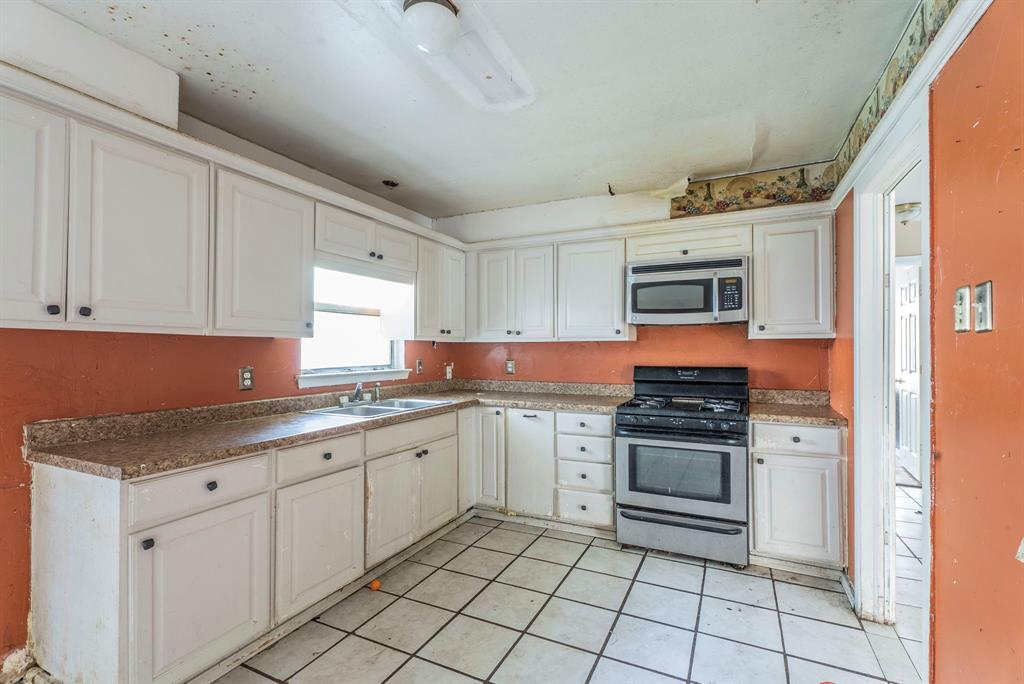4608 Sandra Lynn Drive