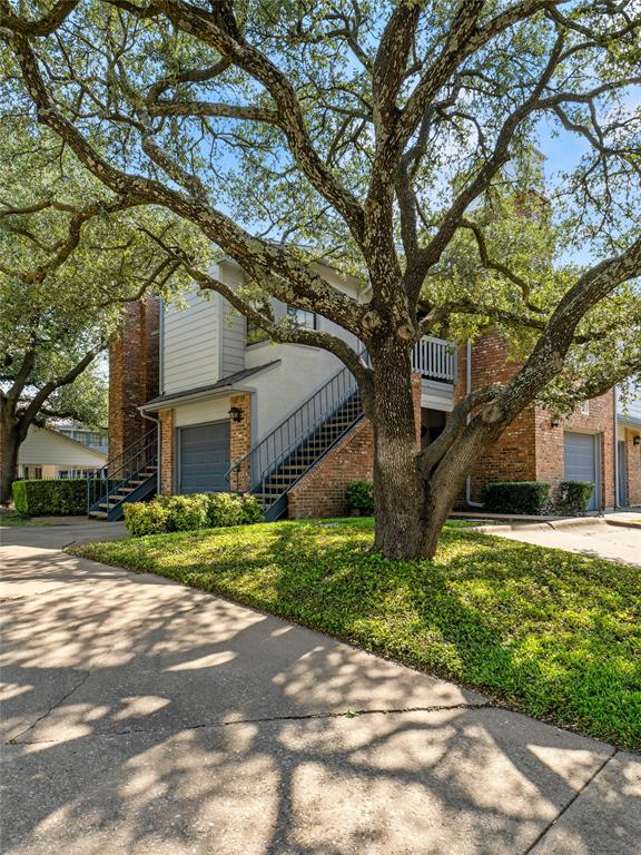 Townbluff Condo - Residential