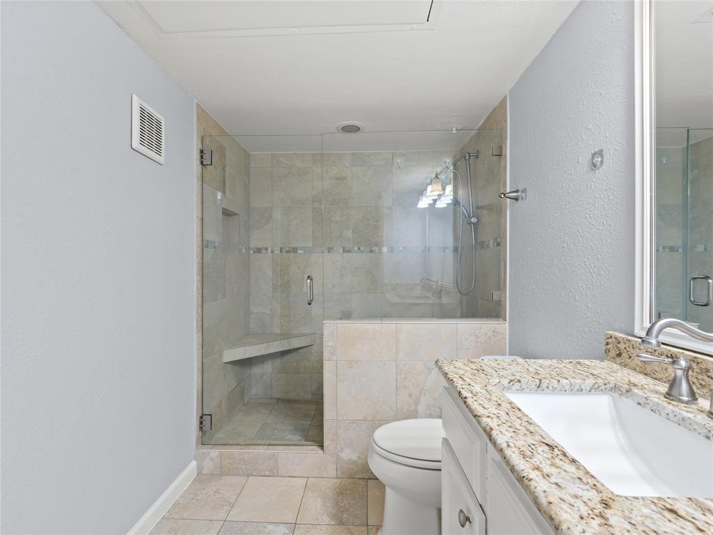Townbluff Condo - Residential