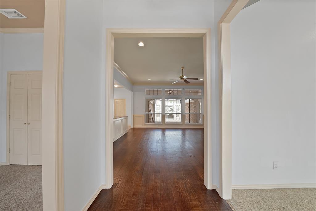 Woodland Hills Grapevine - Residential