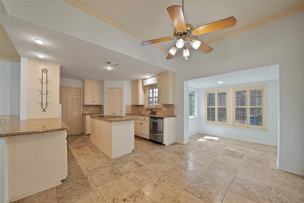 Woodland Hills Grapevine - Residential