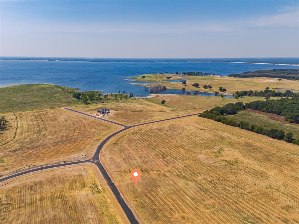 Shores at the Pennisula - Land