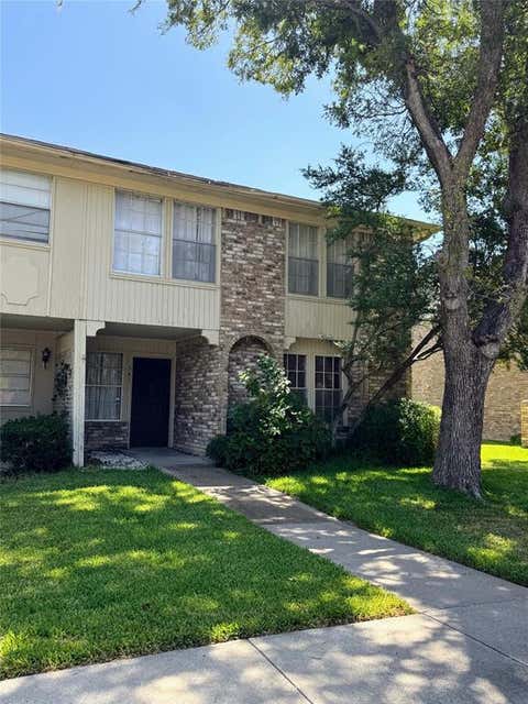 Photo of 541 Towne House Lane, Richardson, TX 75081 (MLS # 21359273)