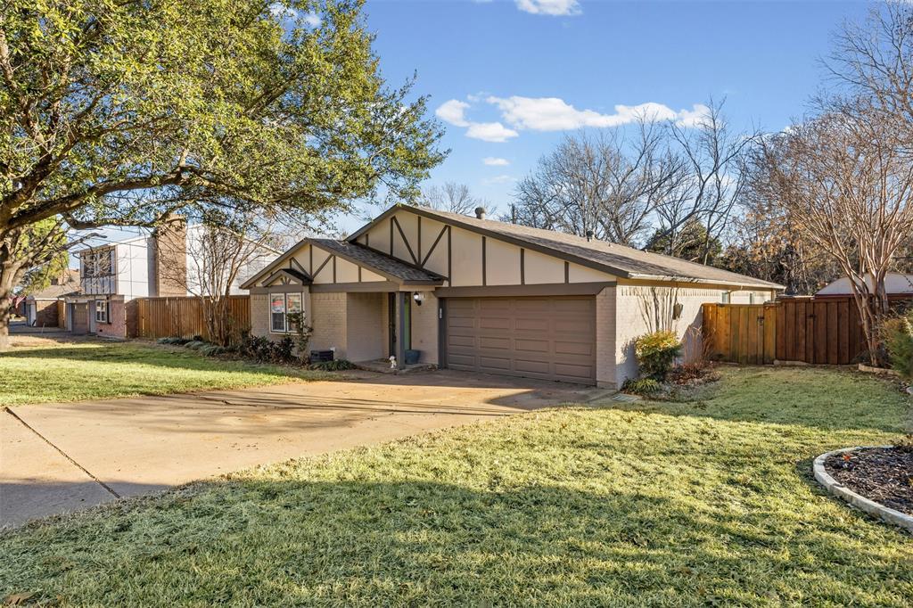 919 Mockingbird Drive