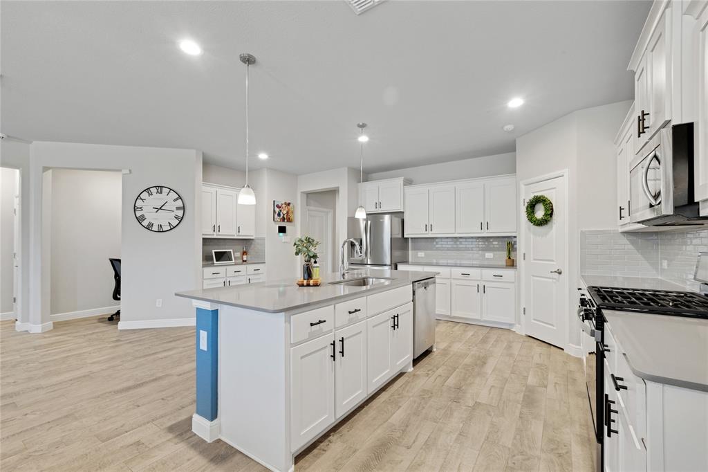 TRAILS OF ELIZABETH CREEK - Residential