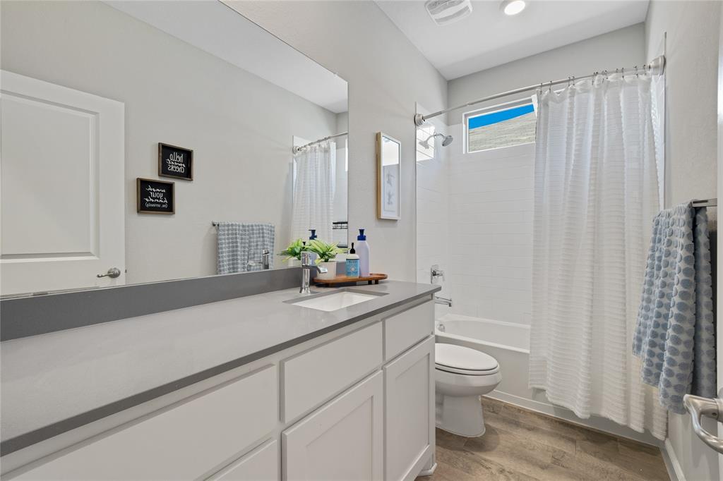 TRAILS OF ELIZABETH CREEK - Residential