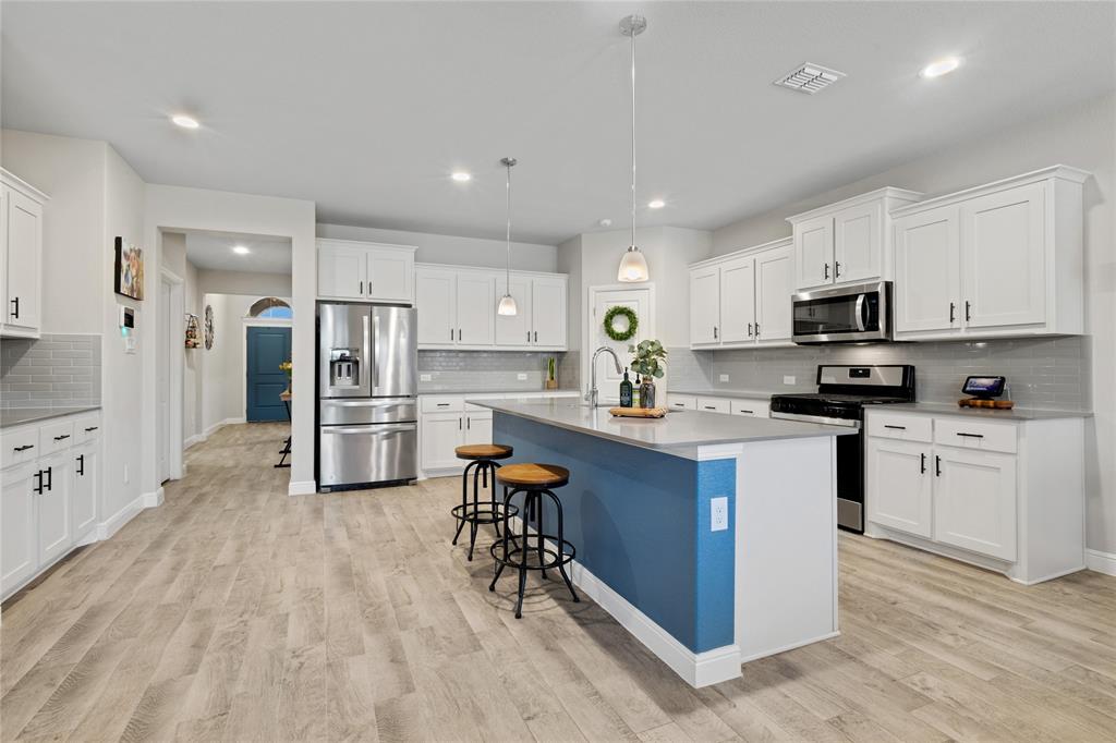 TRAILS OF ELIZABETH CREEK - Residential