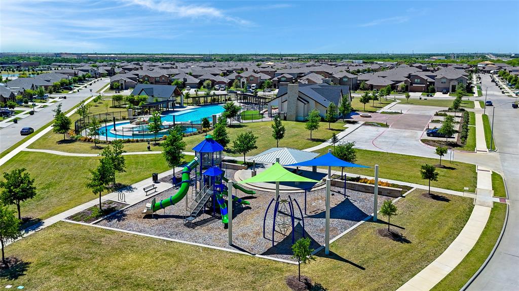 TRAILS OF ELIZABETH CREEK - Residential