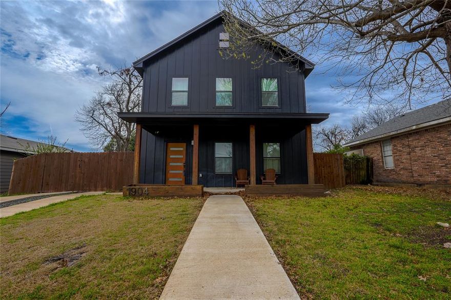 Modern farmhouse in the heart of Waco Stylish, Spacious, and move in ready. Discover the perfect blend of modern style and farmhouse charm in this newer-construction home situated on a generous lot right in the heart of Waco. With its striking black Hardie plank siding and clean contemporary lines, this home stands out while fitting beautifully into its central city setting. Ideal for a college student, young professional, or energetic family, it delivers comfort, convenience, and fresh modern appeal. Upstairs, the fully furnished primary bedroom offers a private retreat complete with en-suite bath.  Two additional bedrooms share a full bath on the same level, providing smart and functional spacing.  A convenient half bath is located downstairs. The home features light oak laminate flooring throughout, creating an airy and cohesive feel. The living space includes a stylish electric fireplace with a mounted flat screen TV above perfect for a cozy evening or entertaining. A full appliance package is included with the washer and dryer for added convenience.  Sitting on an oversized lot and close to everything the city has to offer, this property delivers modern living with room to grow inside and out.