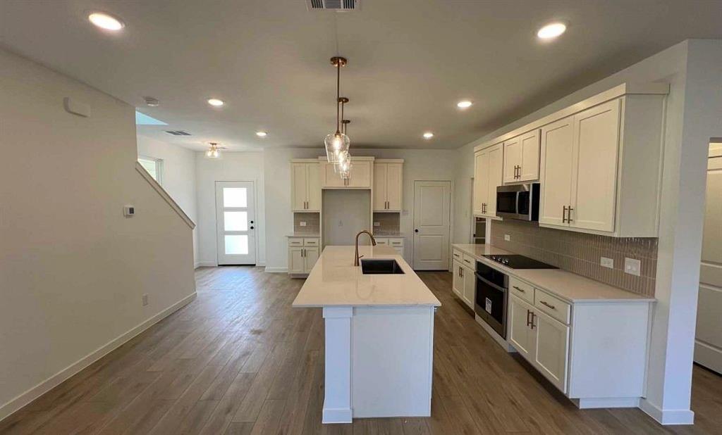 Sereno Oaks at Buckner Terrace - Residential