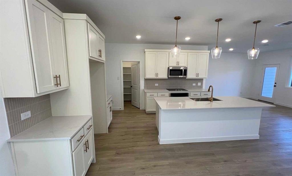 Sereno Oaks at Buckner Terrace - Residential