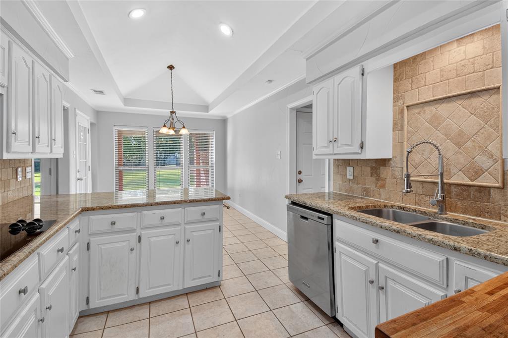 206 Mansfield Boulevard