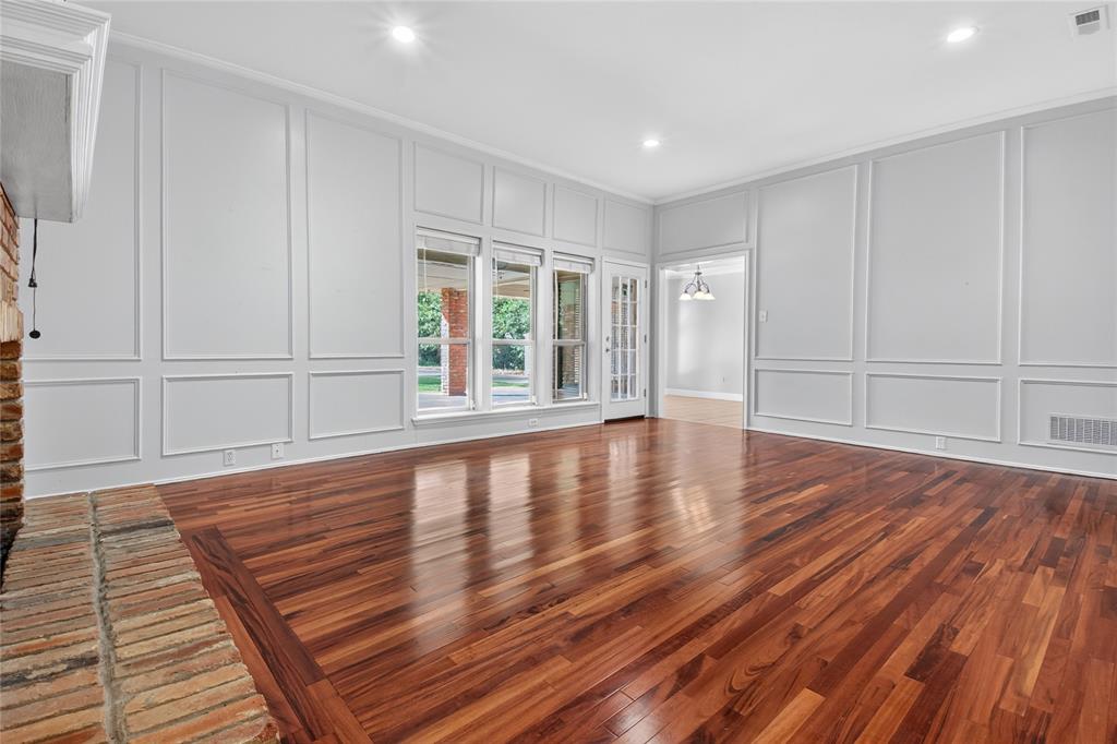 206 Mansfield Boulevard