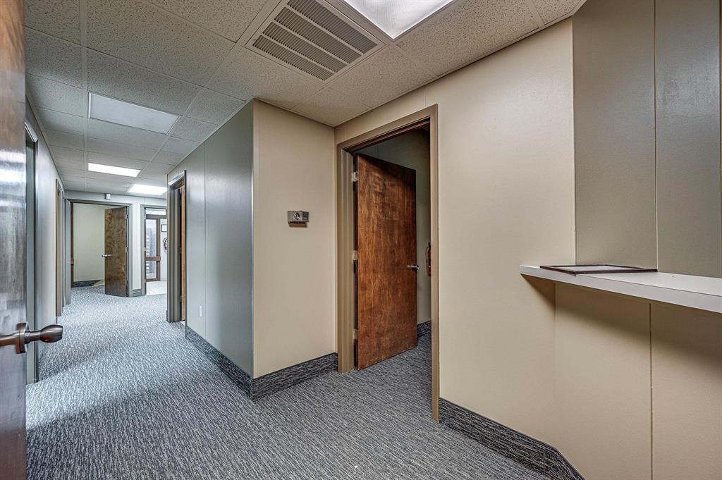 J Douthett - Commercial Lease