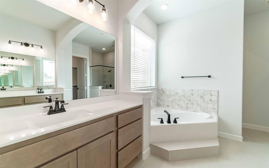 Heath Golf & Yacht Club - Residential