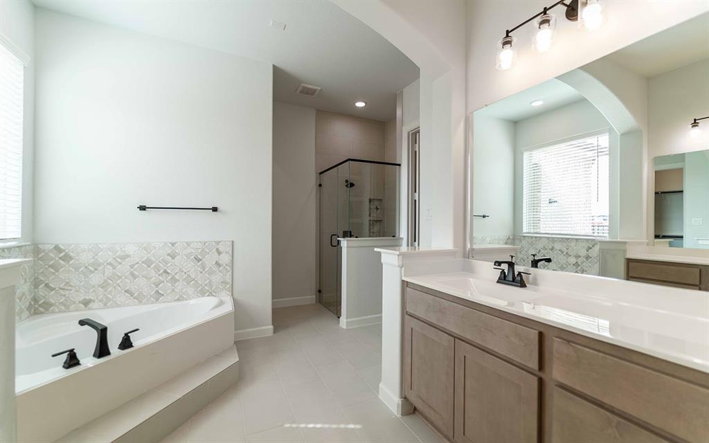 Heath Golf & Yacht Club - Residential