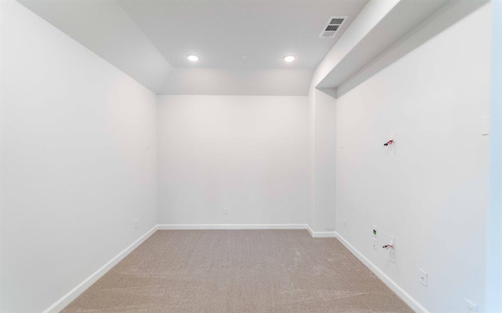 Heath Golf & Yacht Club - Residential