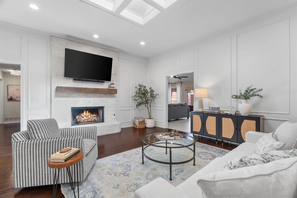 2424 Bowie Drive