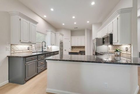 Tiny photo for 3400 Wt Parr Road, Grapevine, TX 76051 (MLS # 21197878)