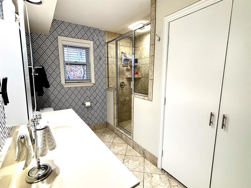 Averill House - Residential