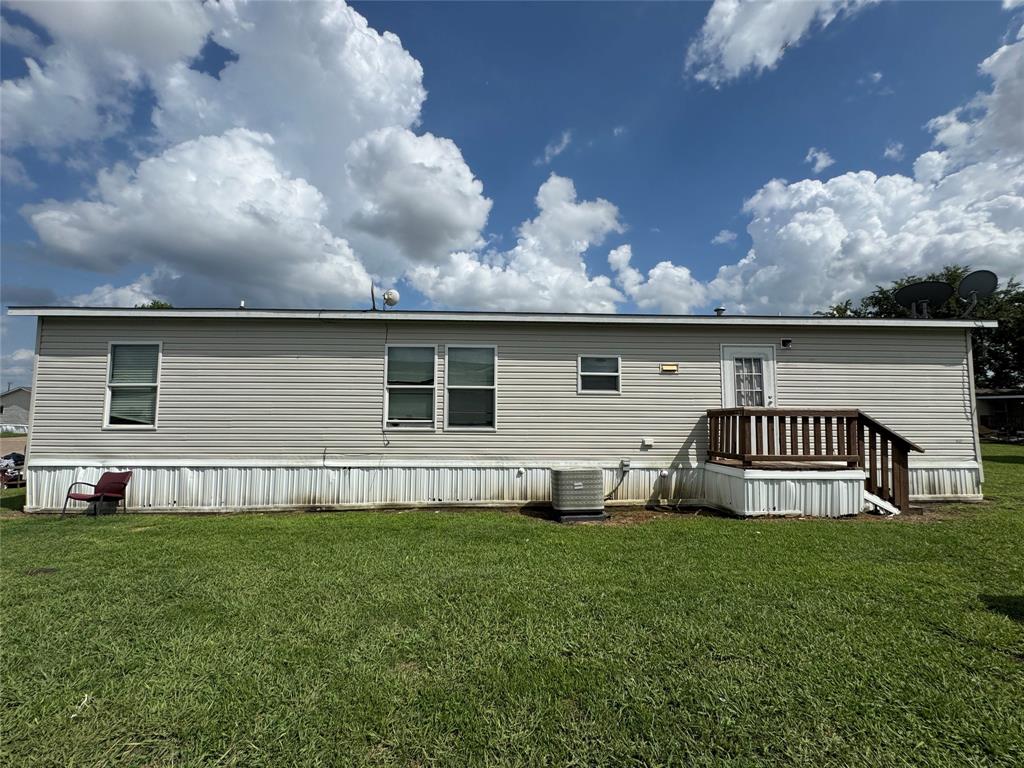 405 Tennyson Road