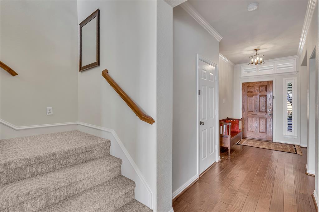3537 Navarro Way