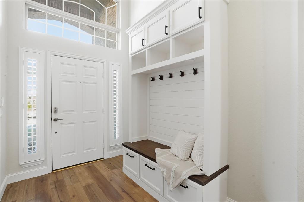 6017 Greywalls Drive