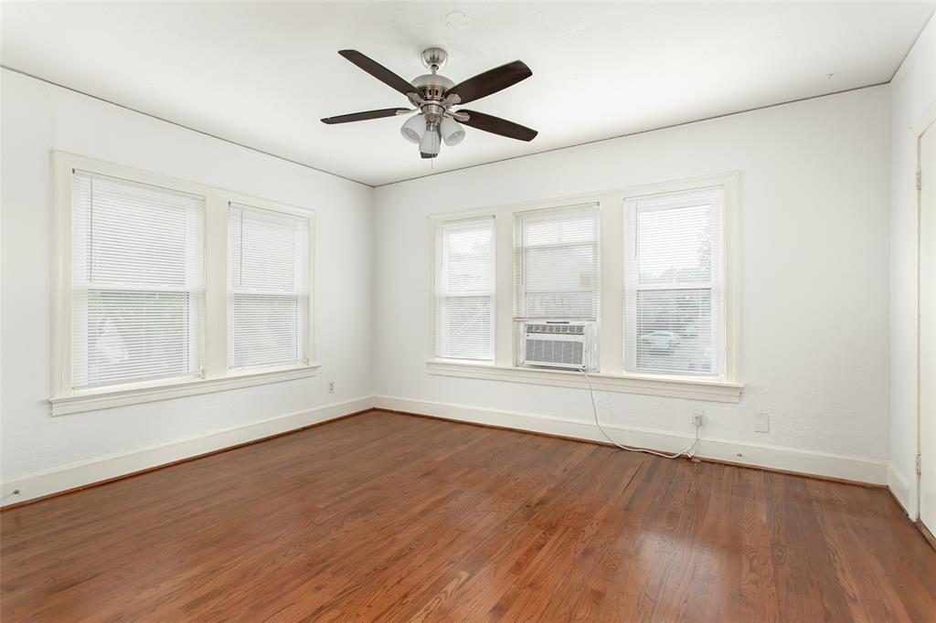 S W ORAM - Residential Lease