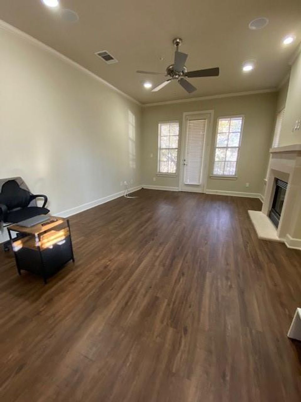 Photo of 2800 Sandage Avenue #108, Fort Worth, TX 76109 (MLS # 21271808)
