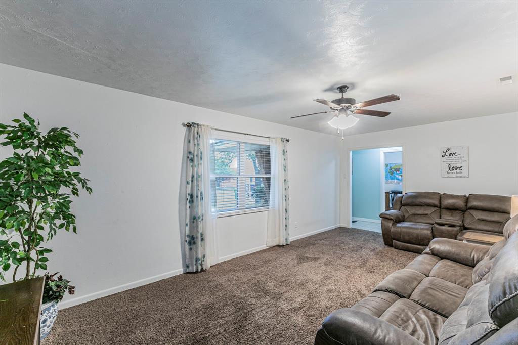 1704 Mountainview Drive