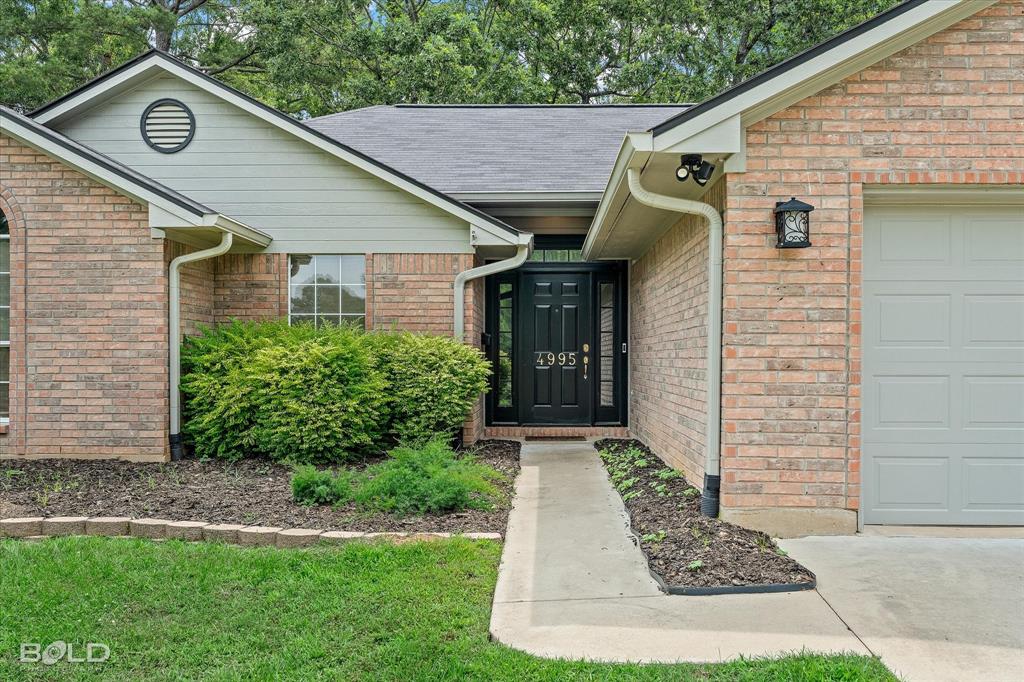 Shreveport, Louisiana 71107, United States, 3 Bedrooms Bedrooms, ,2 BathroomsBathrooms,Residential,Pending,136829