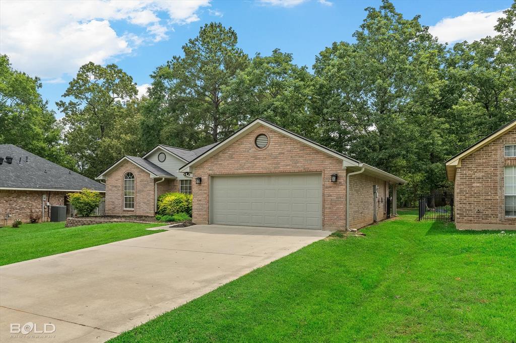 Shreveport, Louisiana 71107, United States, 3 Bedrooms Bedrooms, ,2 BathroomsBathrooms,Residential,Pending,136829